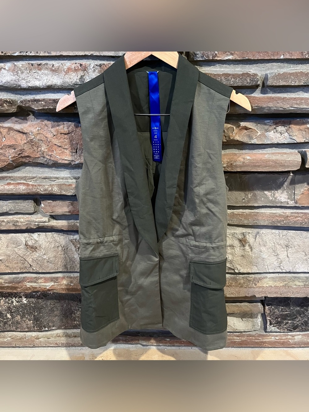 Kit and Ace Wool, Cashmere Blend Olive Green Utility Vest